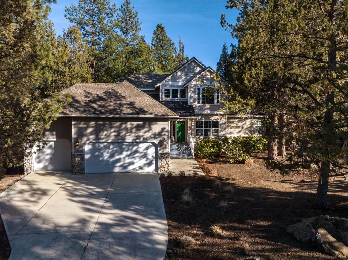 Photo of 3496 McCready 2 of 34
