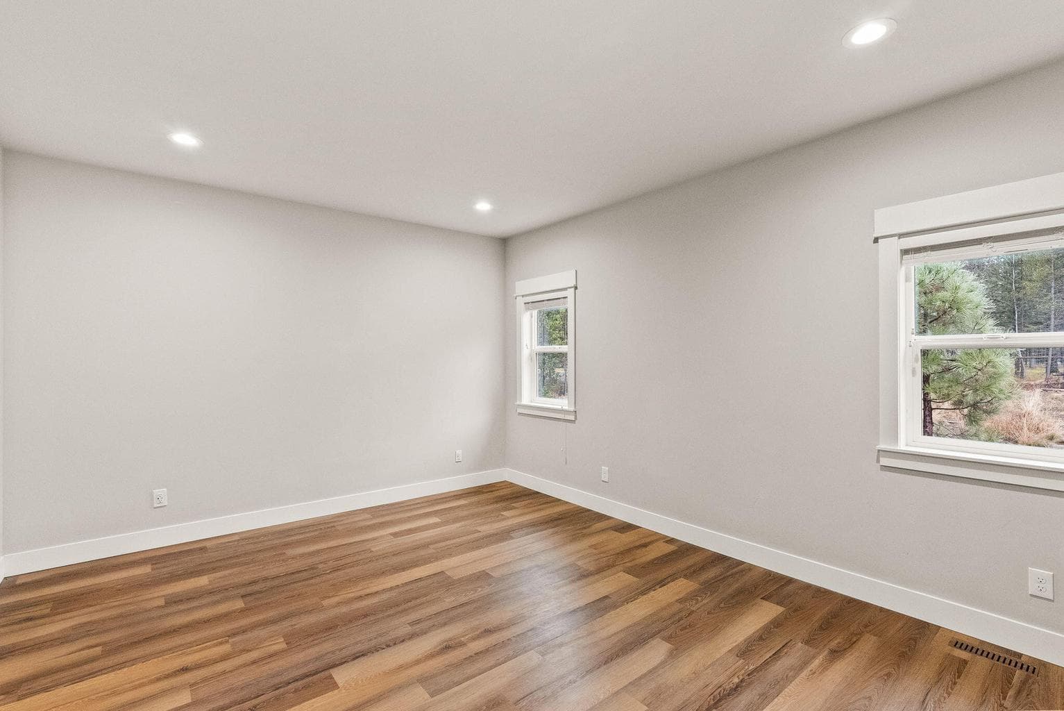 Photo of 17008 Sharp Drive 23 of 65