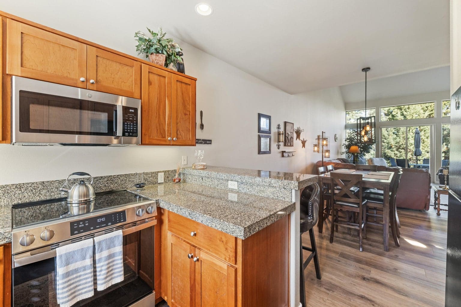 Photo of 10674 Village Loop 9 of 28