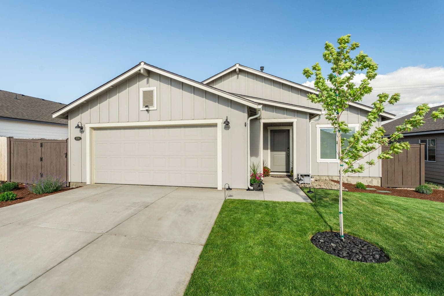 Photo of 3556 10th 2 of 23