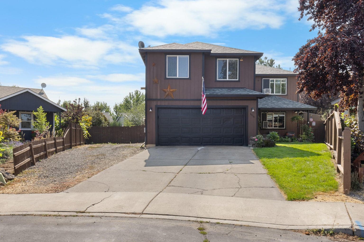 Photo of 1216 32nd 2 of 46