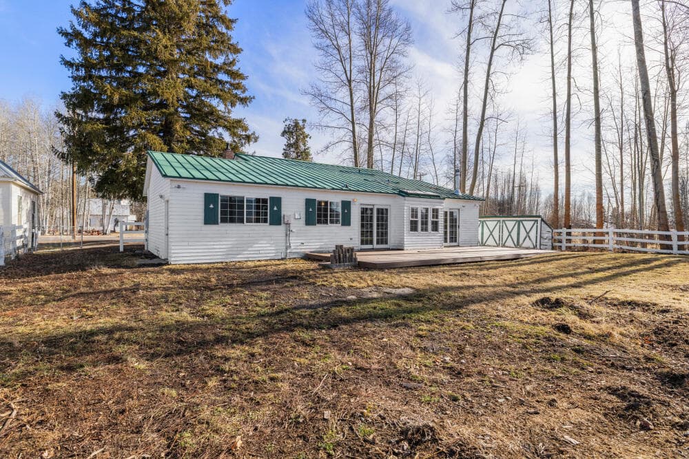 Photo of 52712 Highway 62 3 of 36