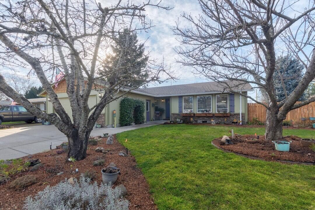 Photo of 1116 Spruce 3 of 32
