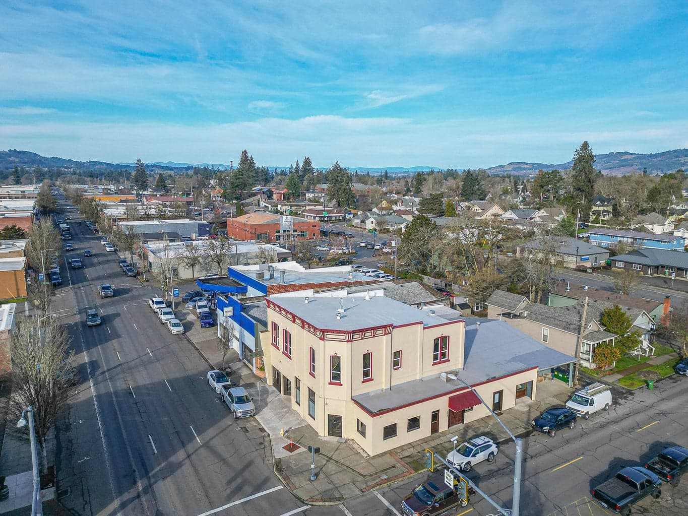 Photo of 811 1st 2 of 43