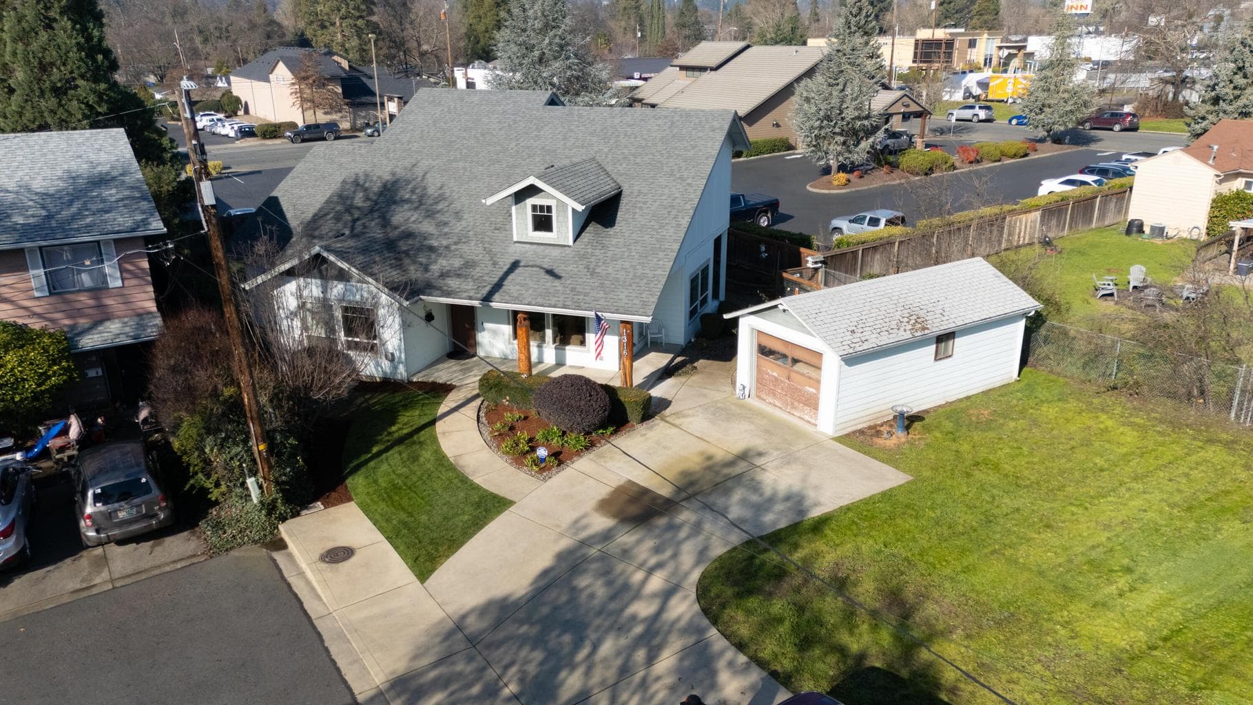 Photo of 1316 Foster 2 of 53