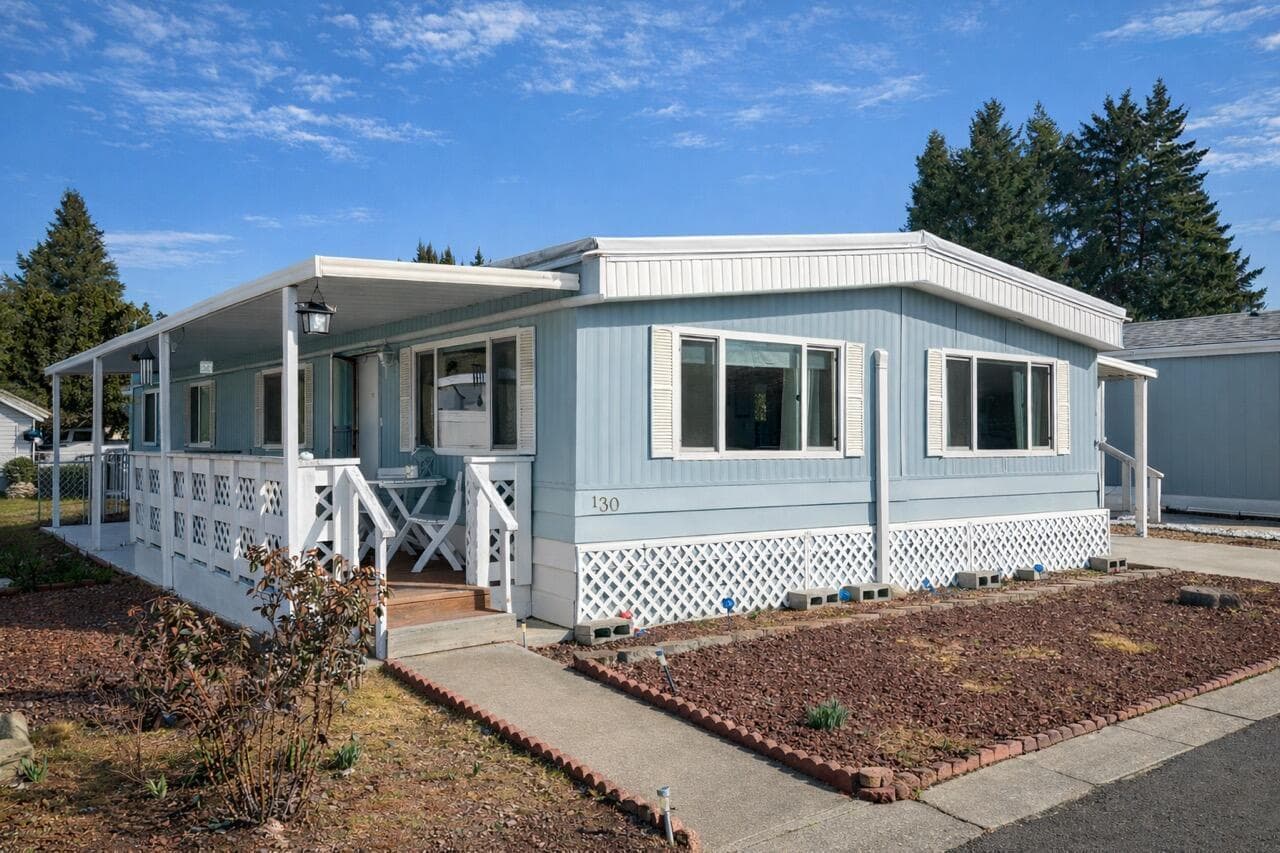 3431 Pacific