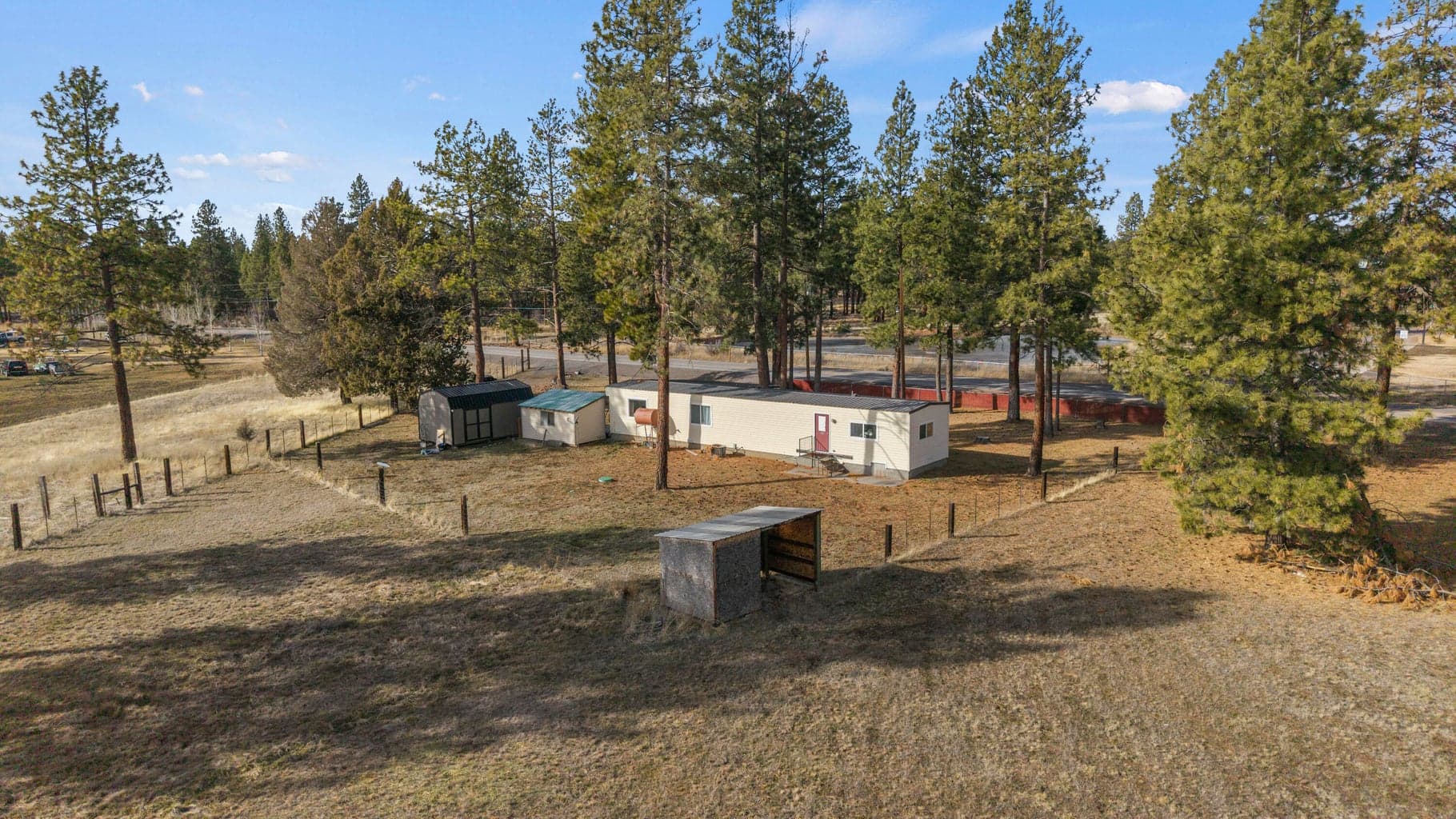 Photo of 35503 Chiloquin 2 of 44