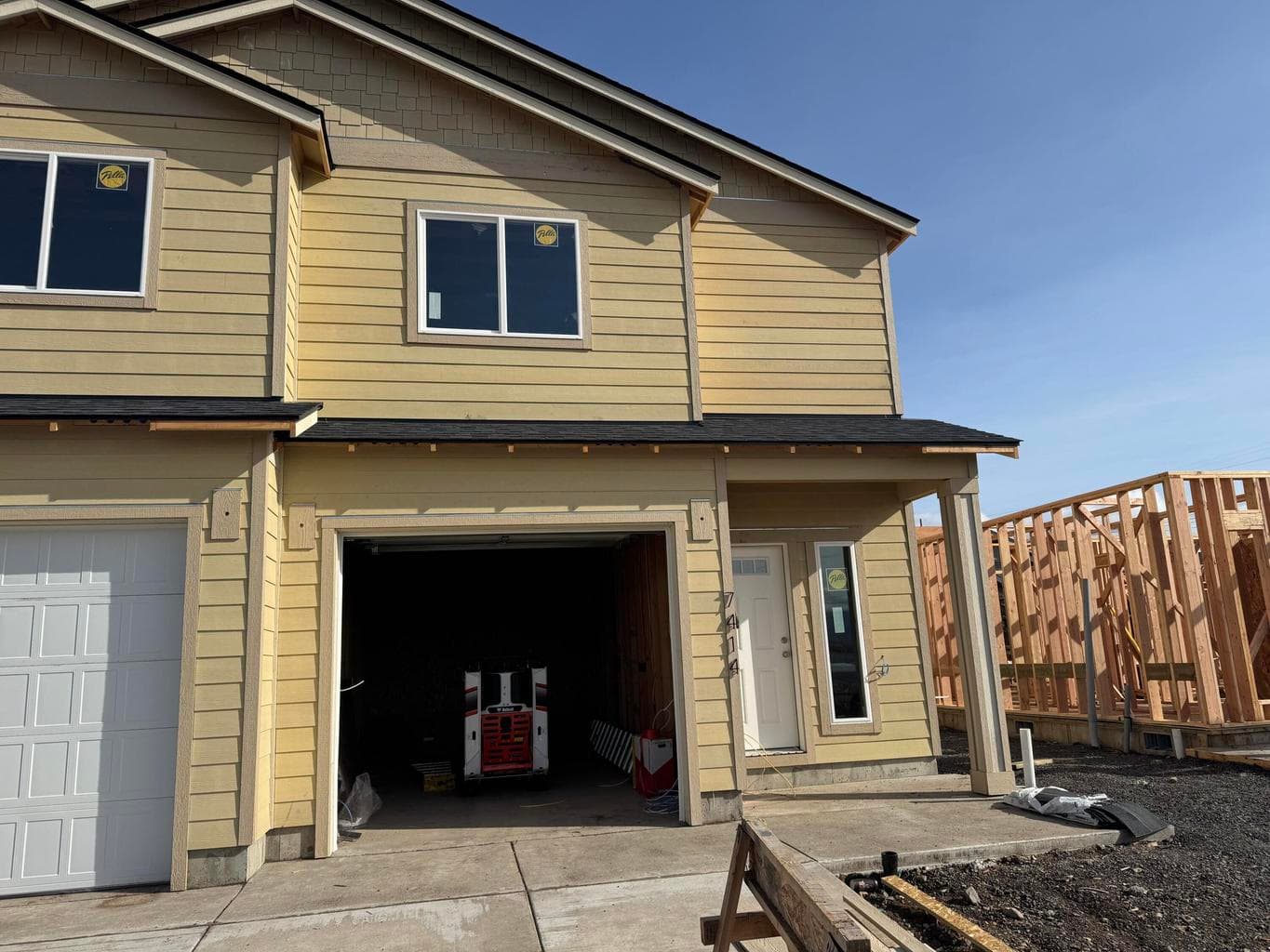 Photo of 7414 Denman 3 of 29
