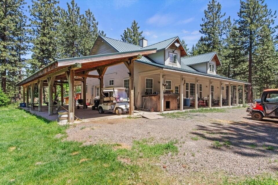Photo of 15922 Green Springs  66 1 of 104