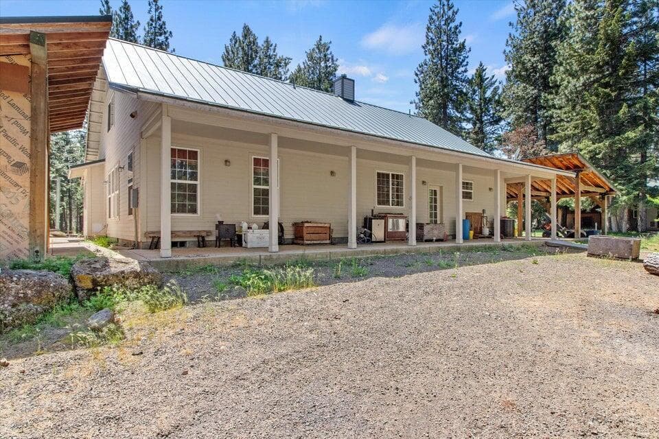 Photo of 15922 Green Springs  66 5 of 104