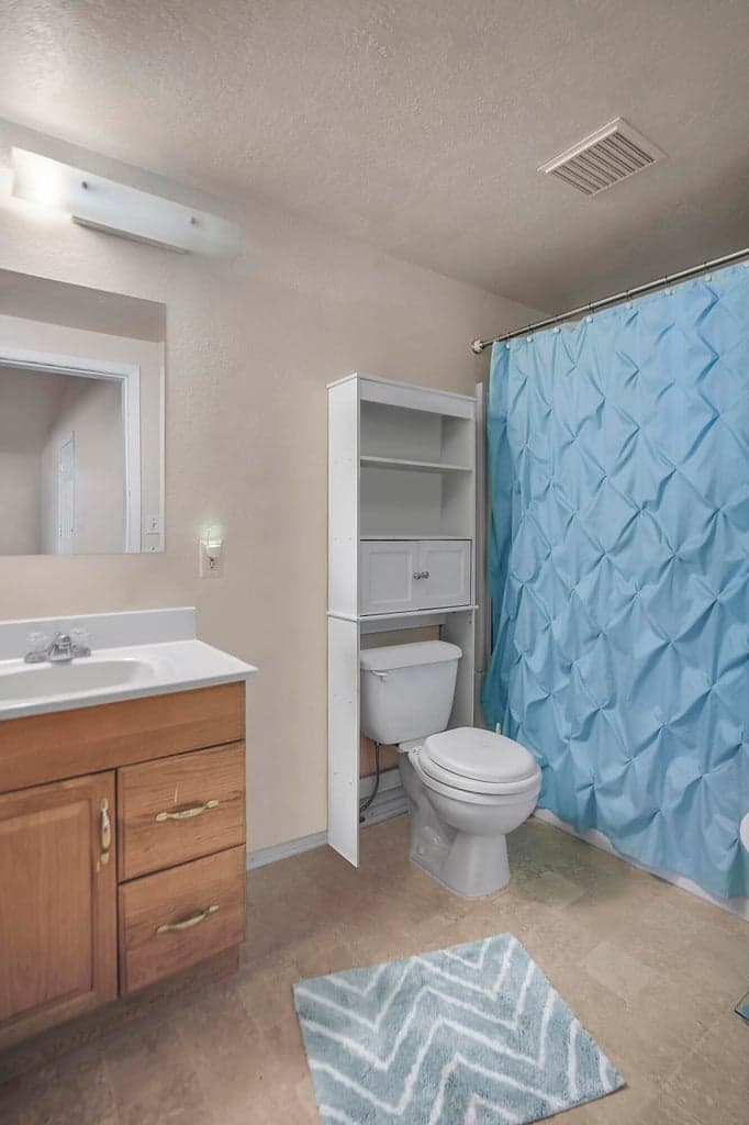 Photo of 1505 NW Harwood Street 13 of 16