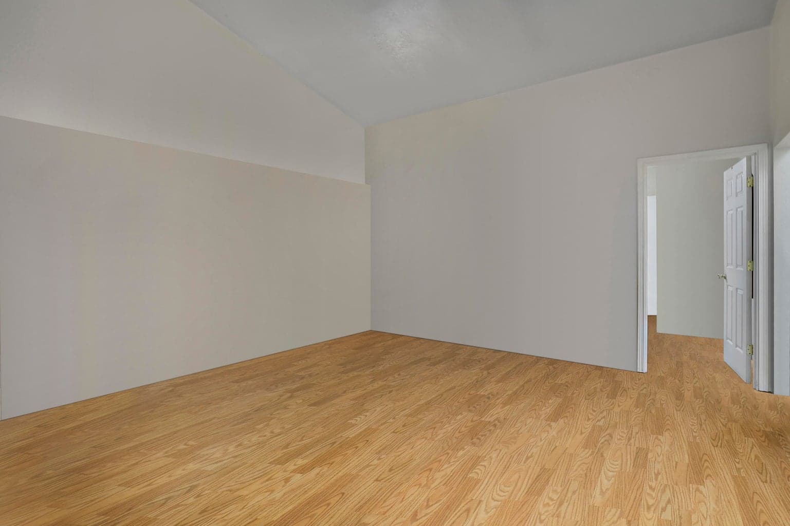Photo of 1505 NW Harwood Street 8 of 16