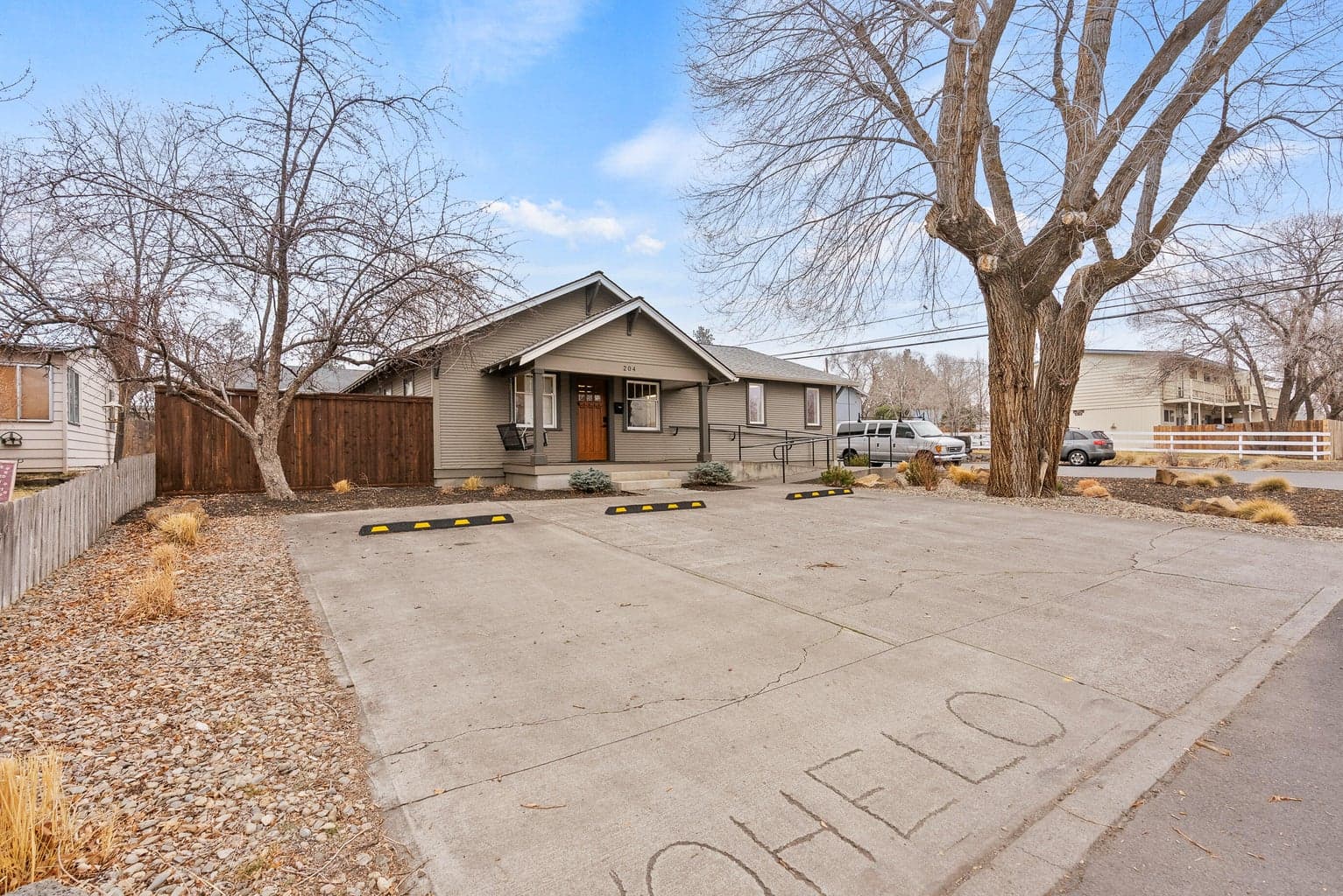 Photo of 204 4th 3 of 25