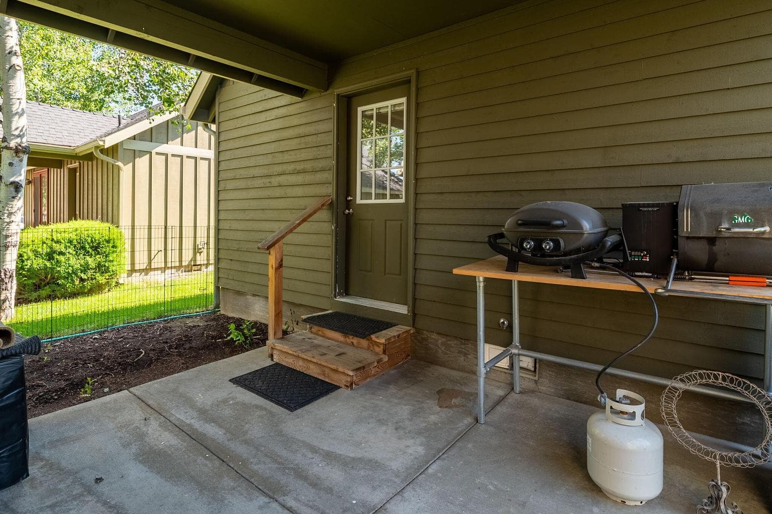 Photo of 335 S Cottonwood Street 29 of 31