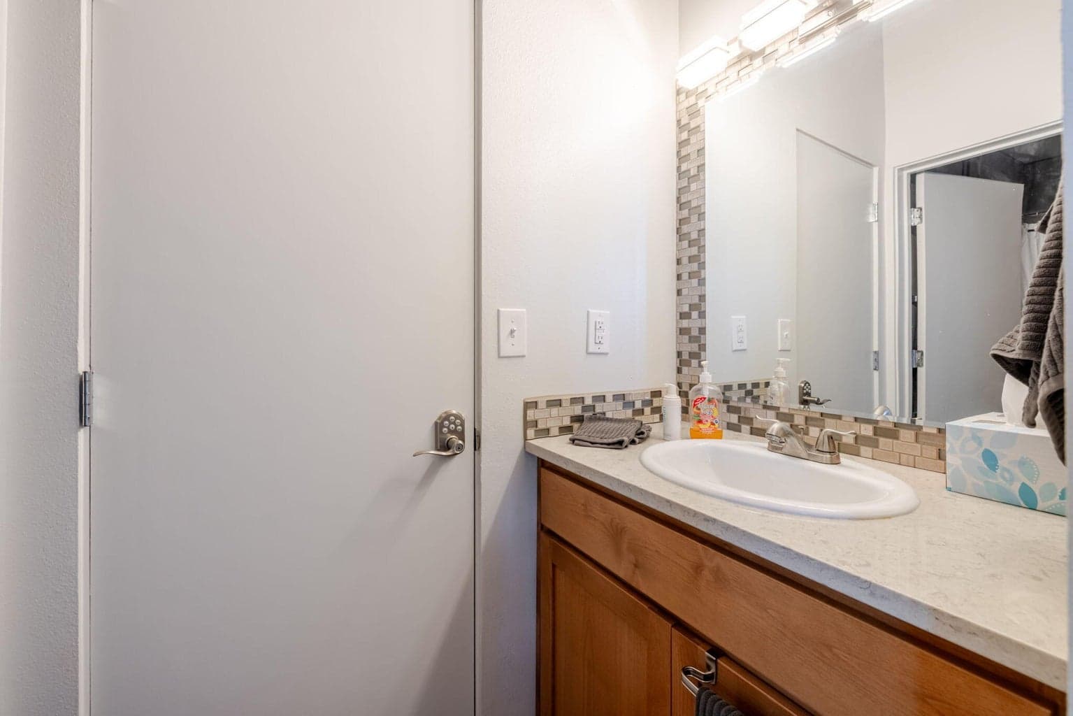 Photo of 18575 SW Century Drive 18 of 49