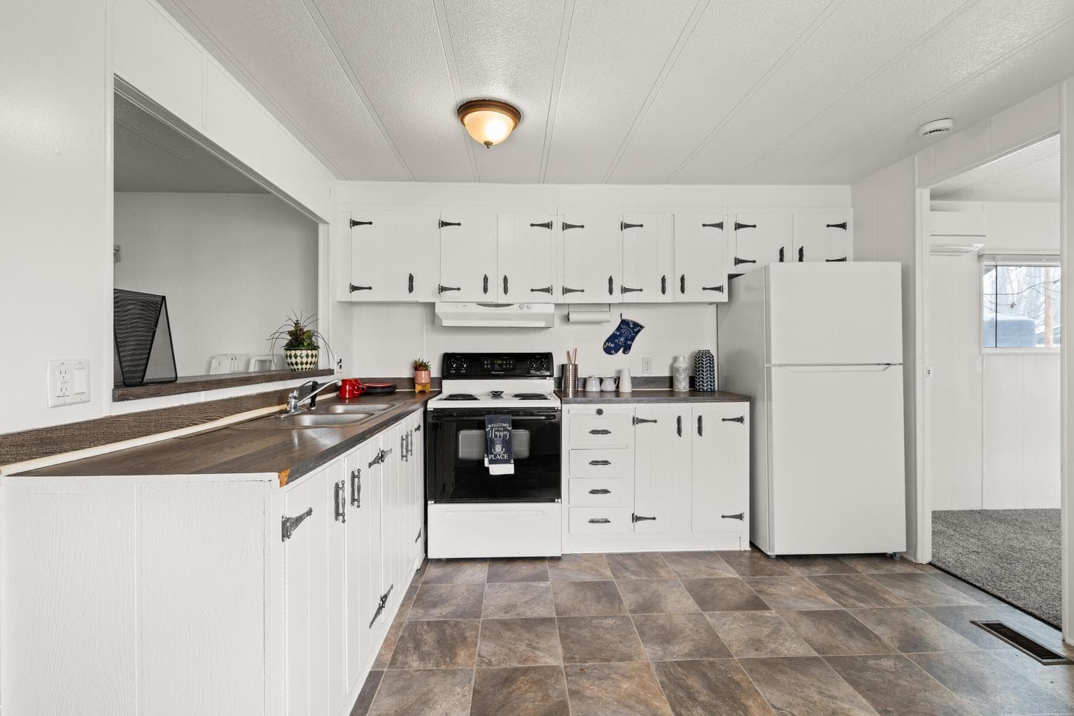 Photo of 442 Ashwood 3 of 25