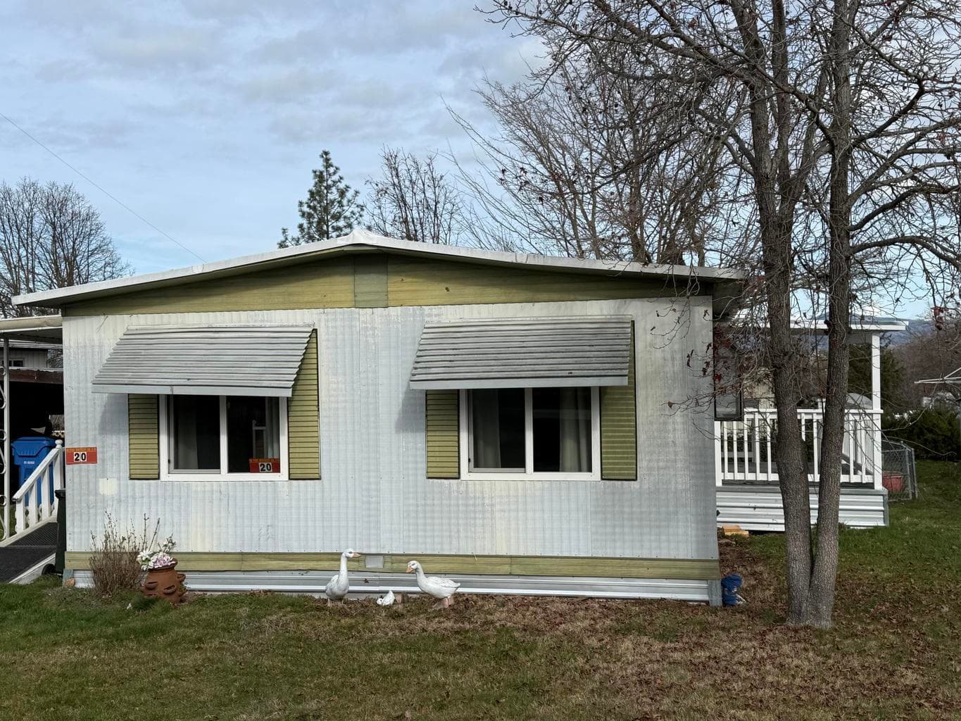 Photo of 421 Stevens 2 of 22