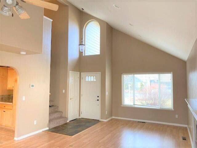 Front entry 1312