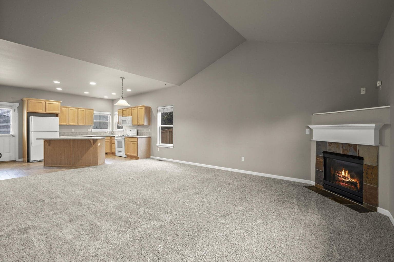 Photo of 20702 Beaumont 1 of 35