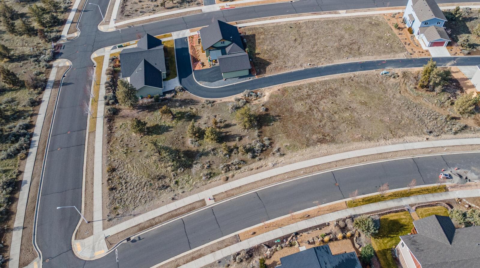 Photo of 464 SE Manzanita Drive 11 of 12