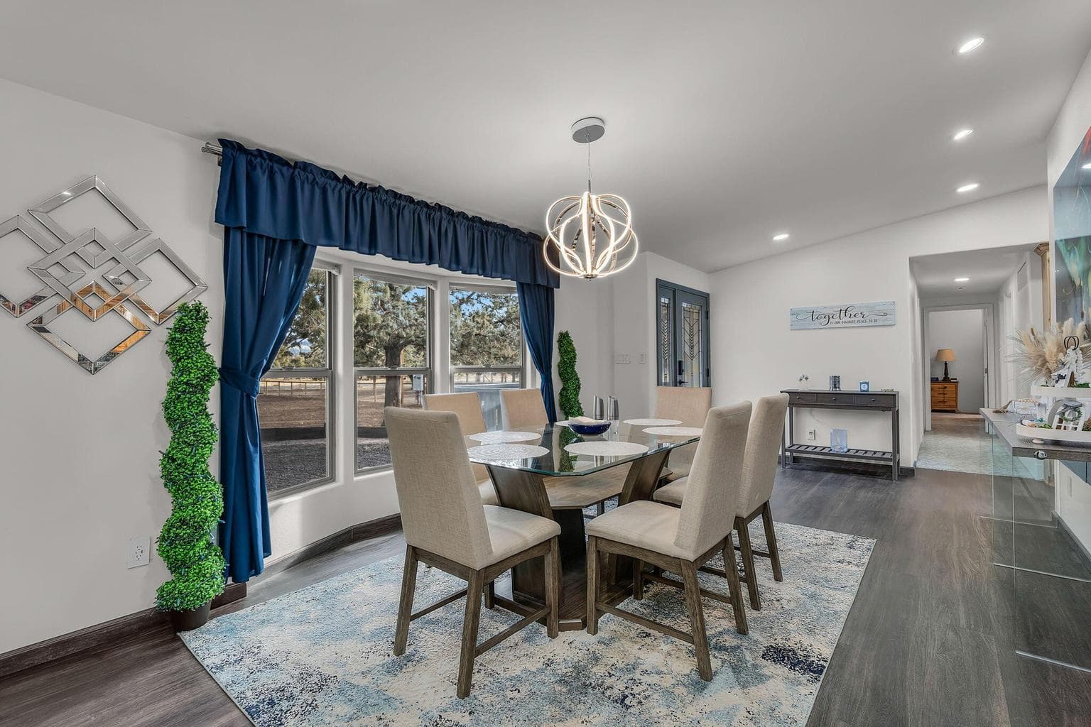Photo of 4229 Tillamook 5 of 36
