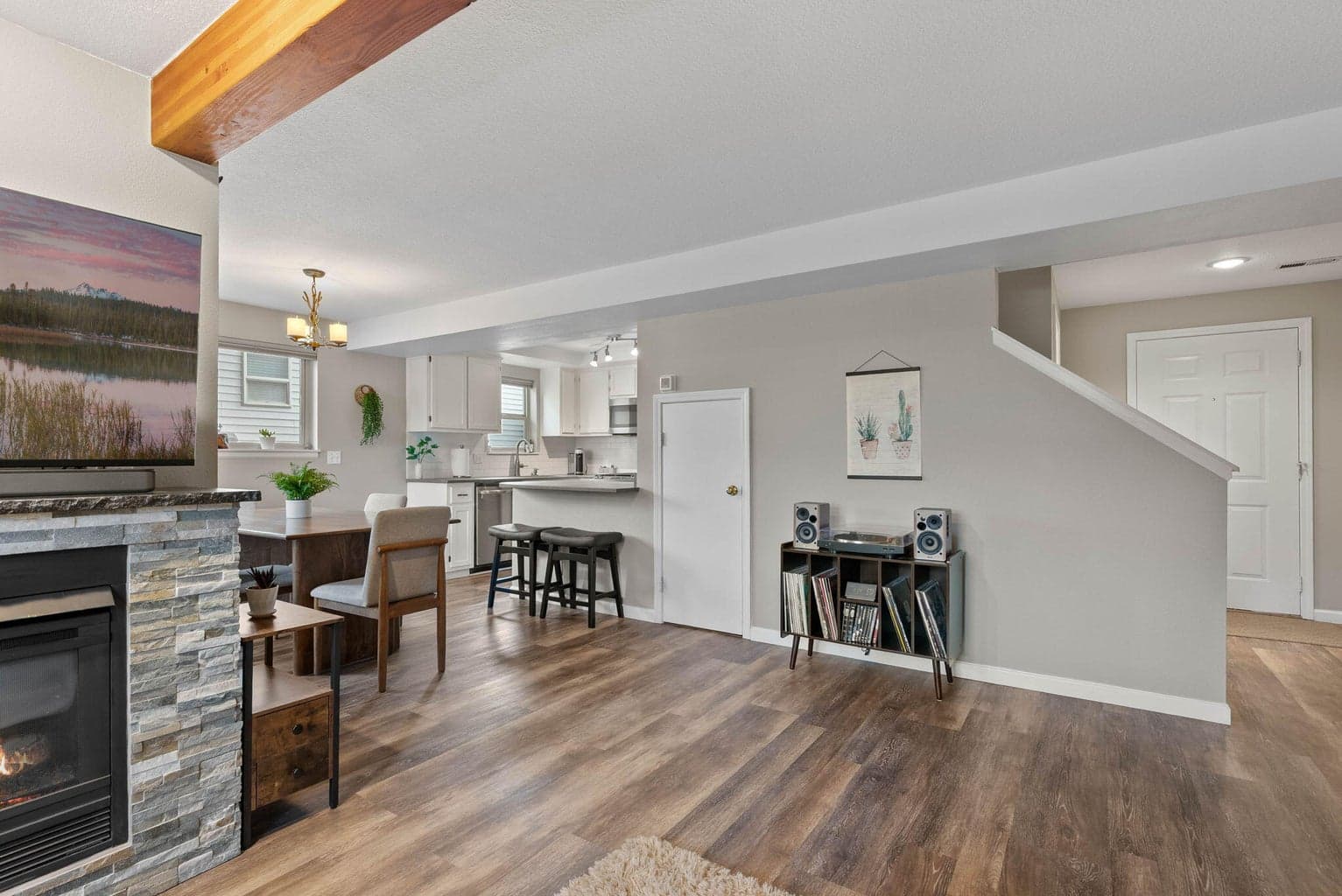 Photo of 1801 Purcell Boulevard 5 of 28