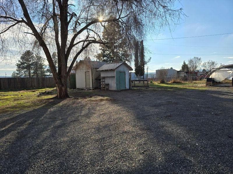 Photo of 2297 Rolla 4 of 21