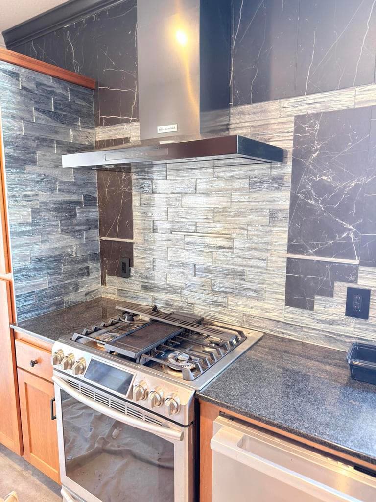 Photo of 3126 Alameda 5 of 29