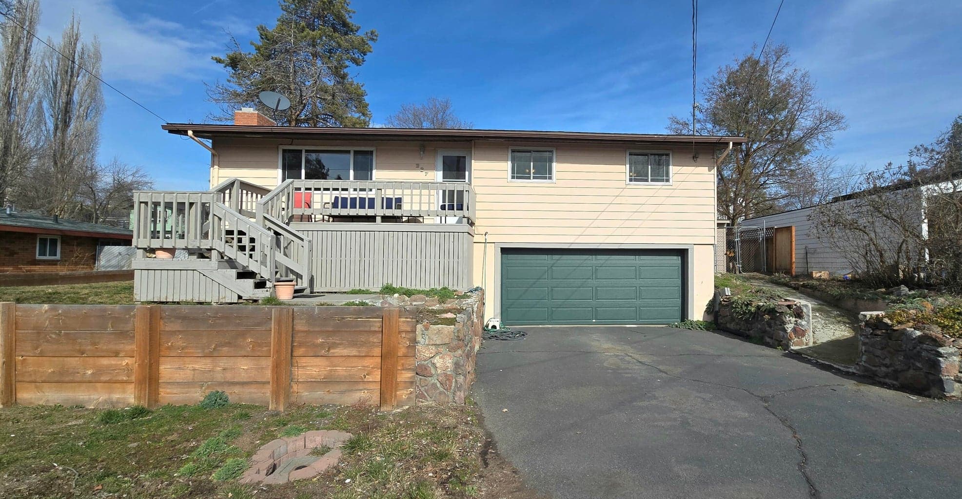 227 Soquel