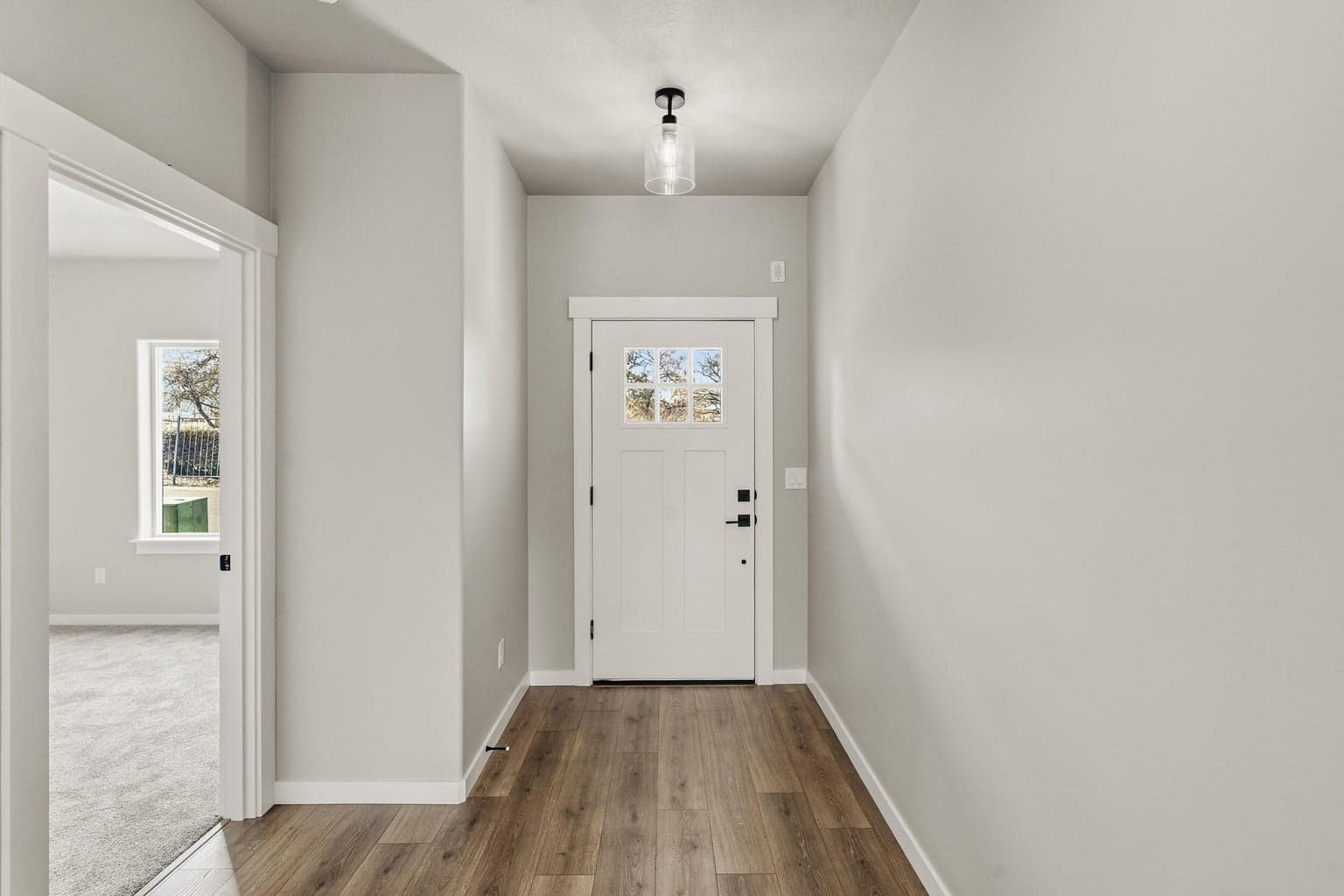 Photo of 100 Oak Valley Drive 3 of 38