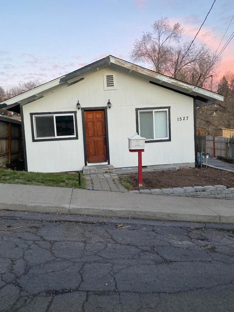 Photo of 1527 Wilford 3 of 19