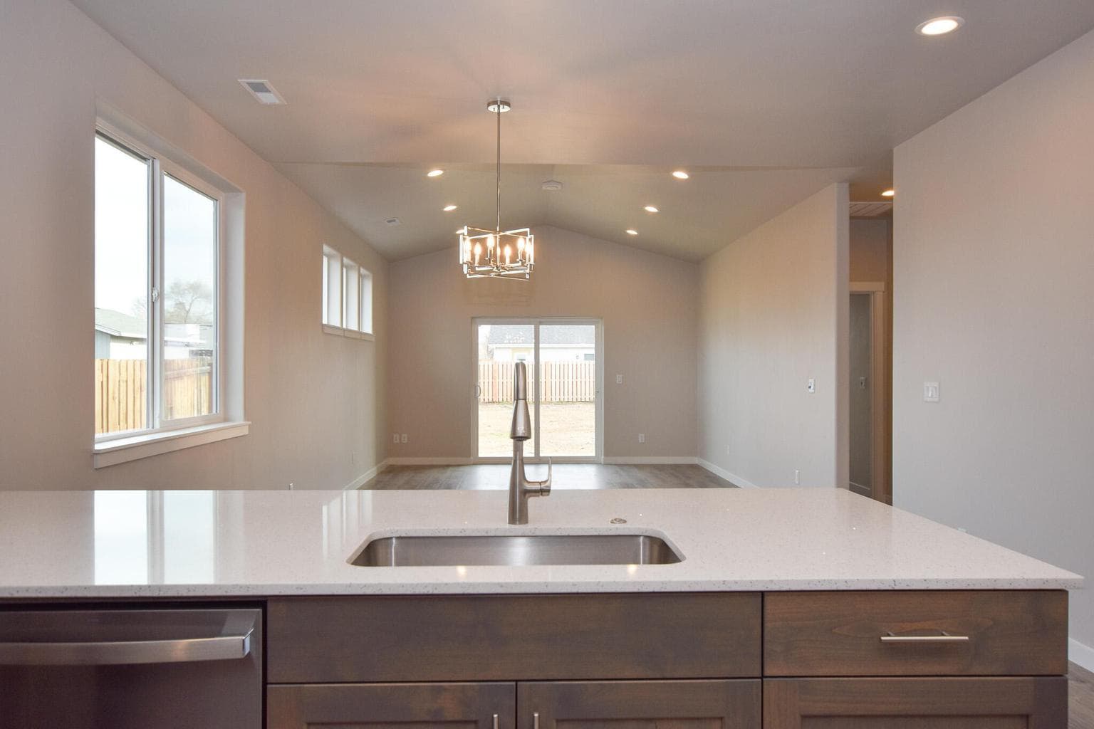 Photo of 2364 SW 25th Street 7 of 22