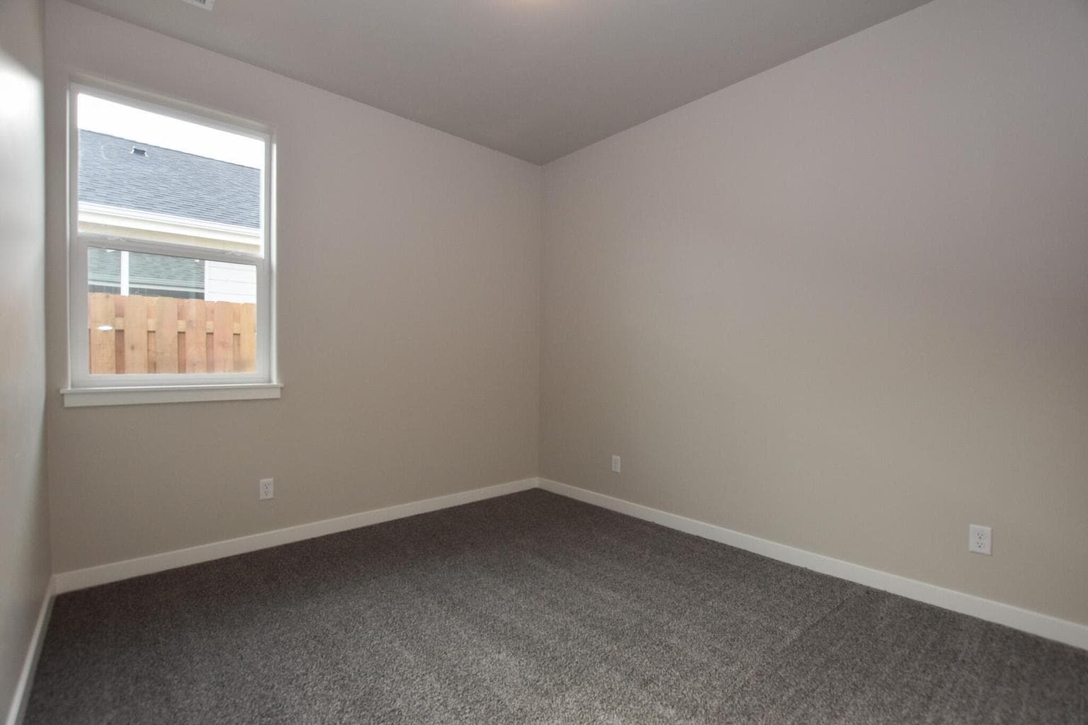 Photo of 2364 SW 25th Street 12 of 22