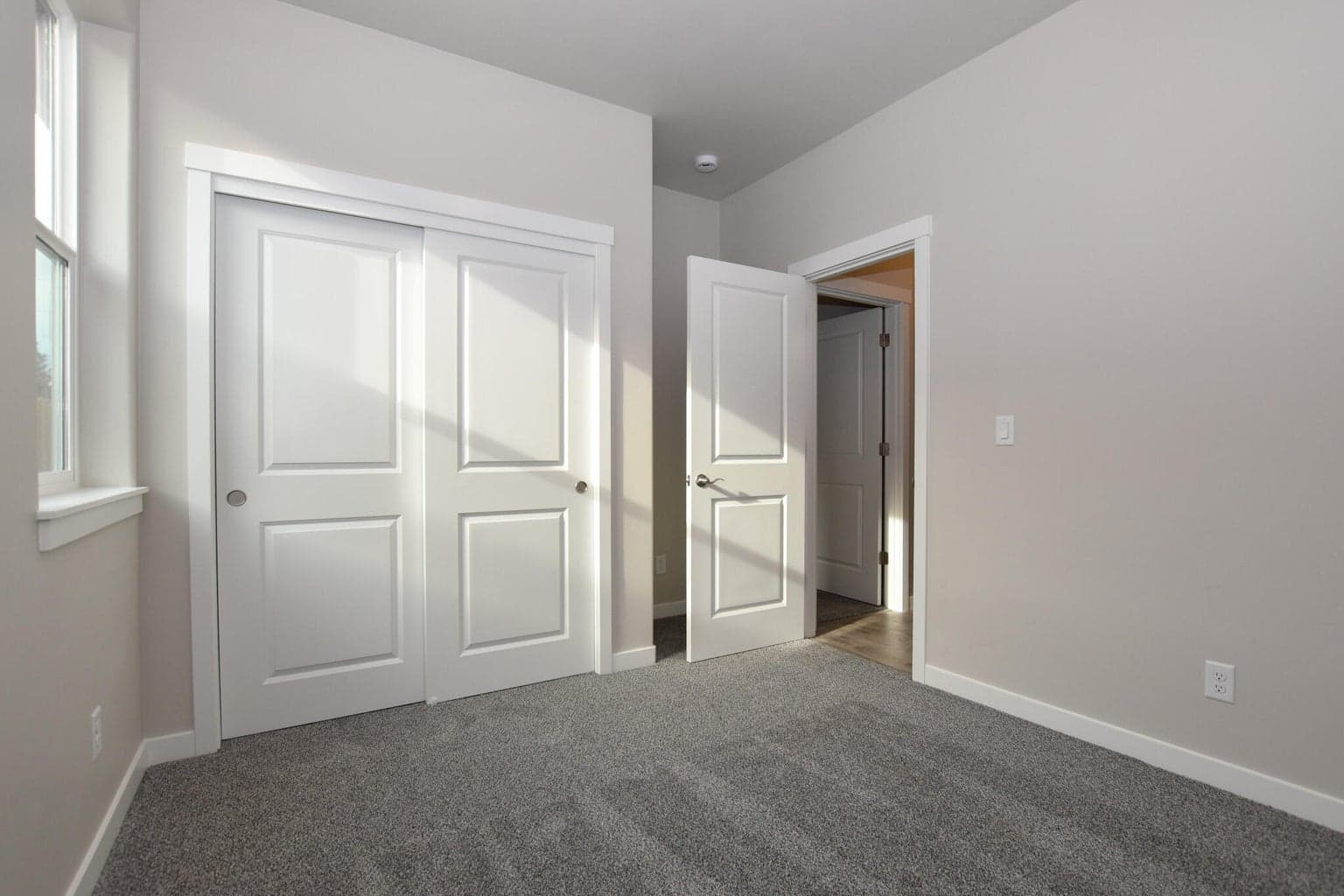 Photo of 2364 SW 25th Street 15 of 22