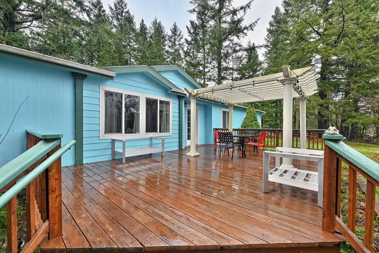 Photo of 2056 Rockydale 3 of 37