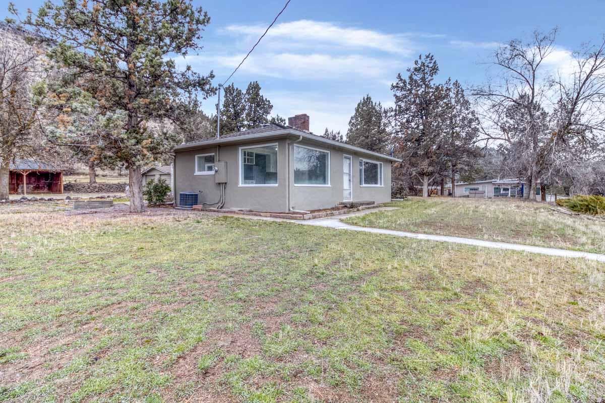 954 Crestview, Prineville, 97754