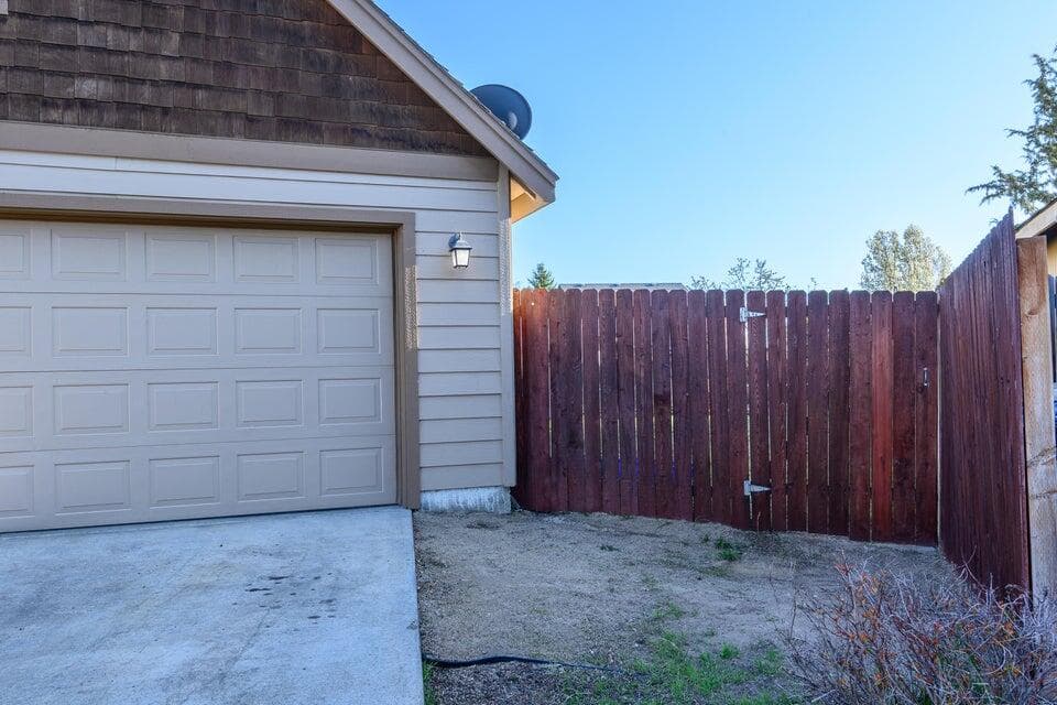 Photo of 1113 NW 22nd Place 27 of 28