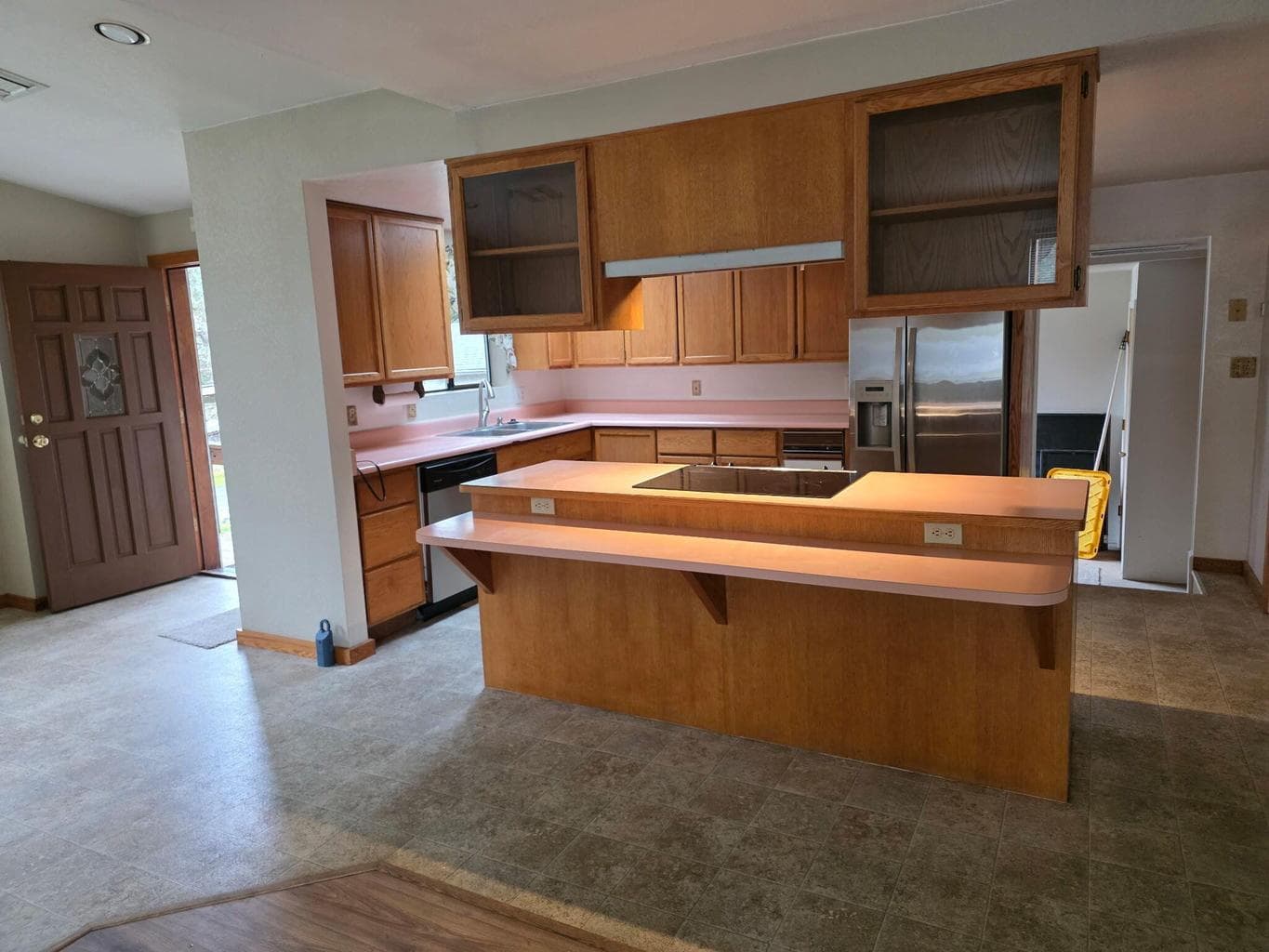 Photo of 4090 Williams 3 of 12