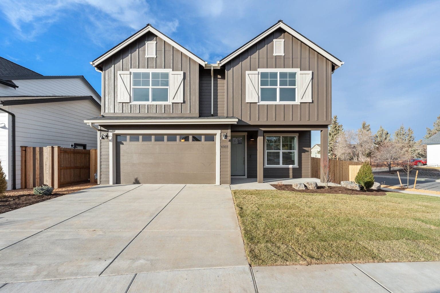 4303 Rhyolite