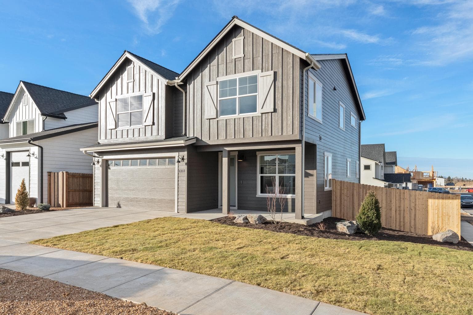 Photo of 4303 Rhyolite 2 of 33