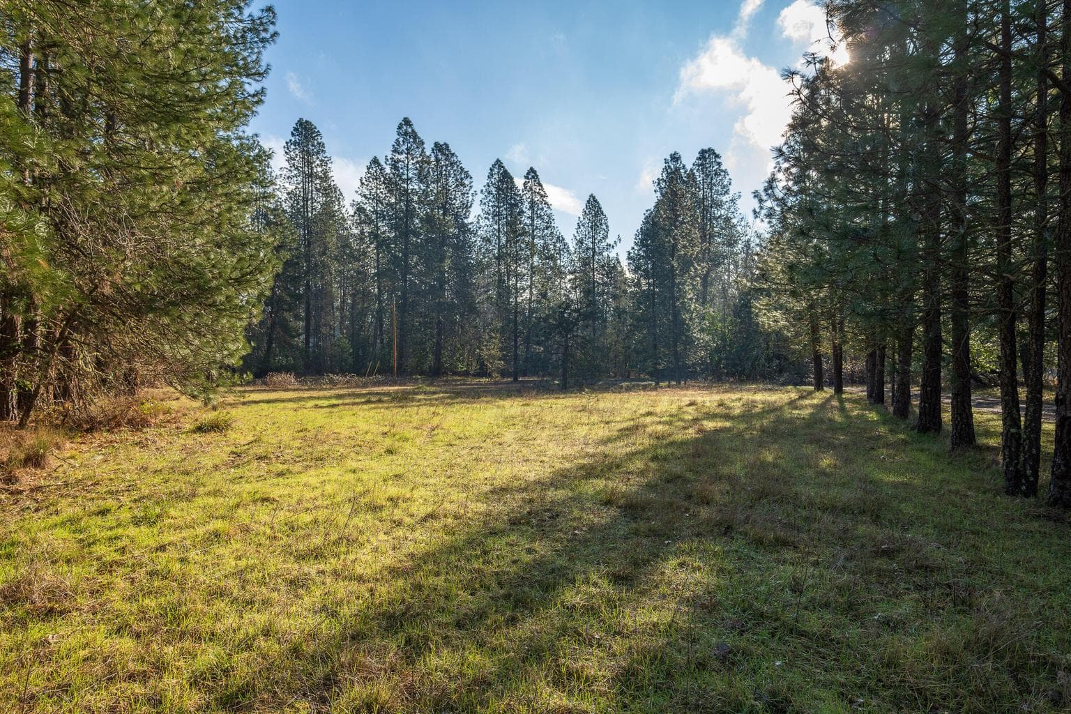 Photo of 424 Genverna Glen 3 of 24