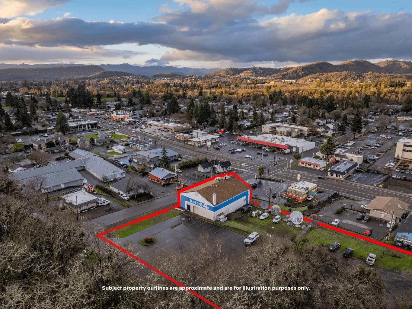 Photo of 655 Umpqua 2 of 69