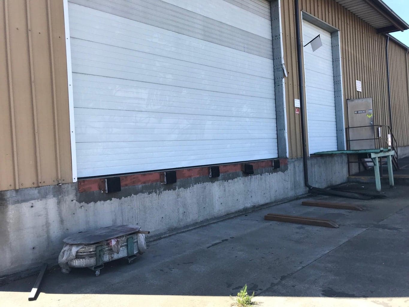 Photo of 2350 Avenue F 3 of 9