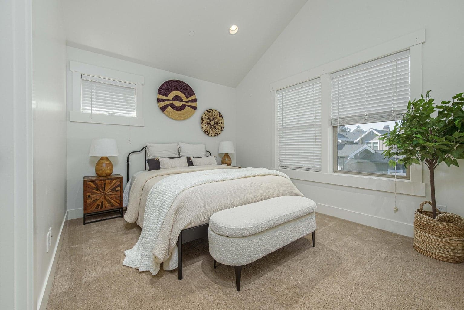 Photo of 1649 NW William Clark Street 21 of 31