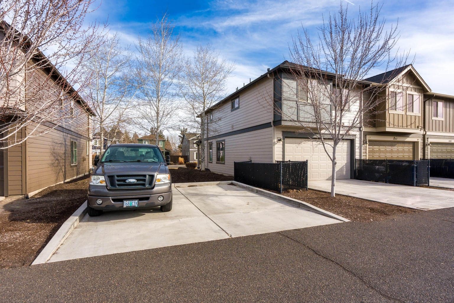 Photo of 3365 SW 28th Street 31 of 38
