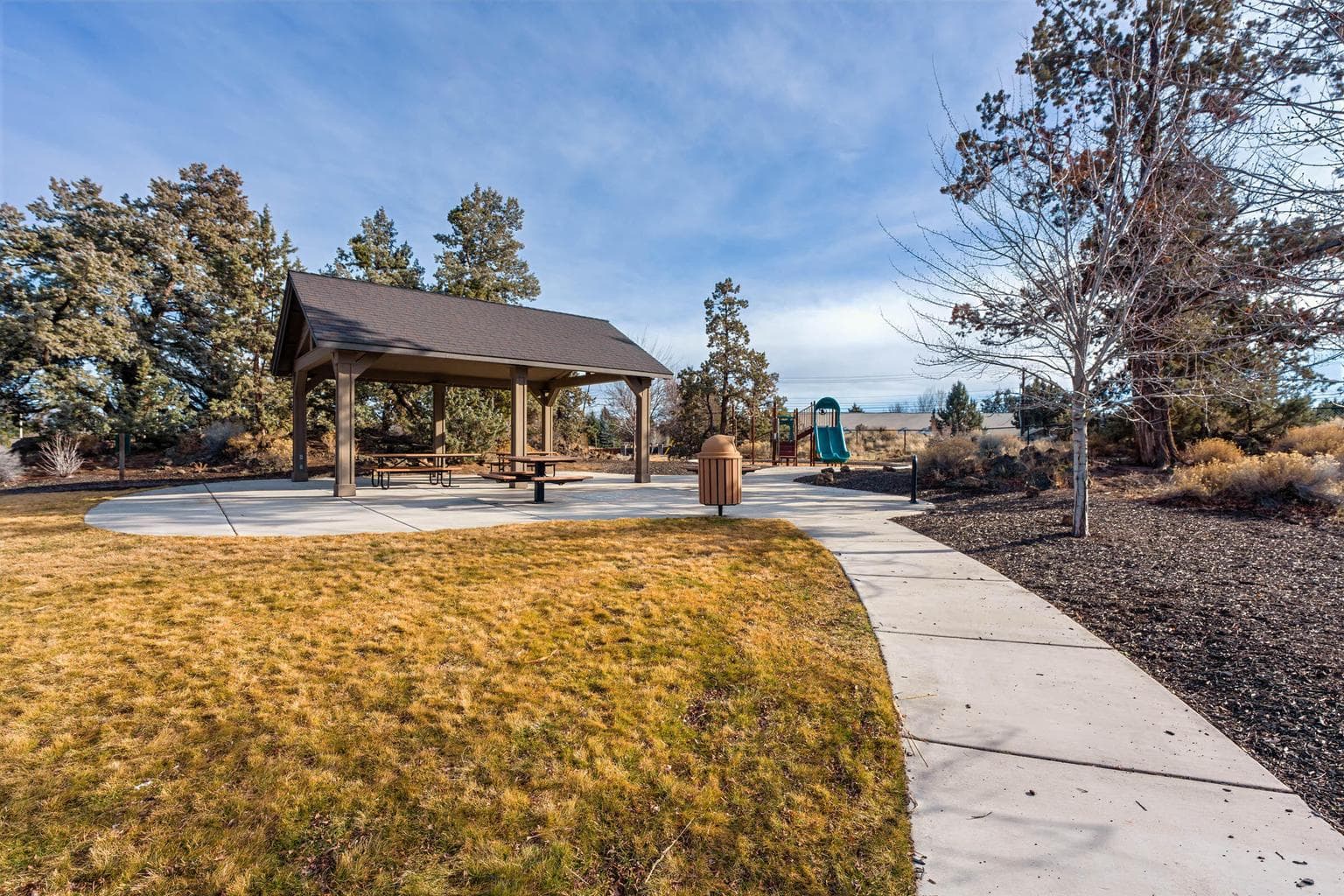 Photo of 3365 SW 28th Street 33 of 38