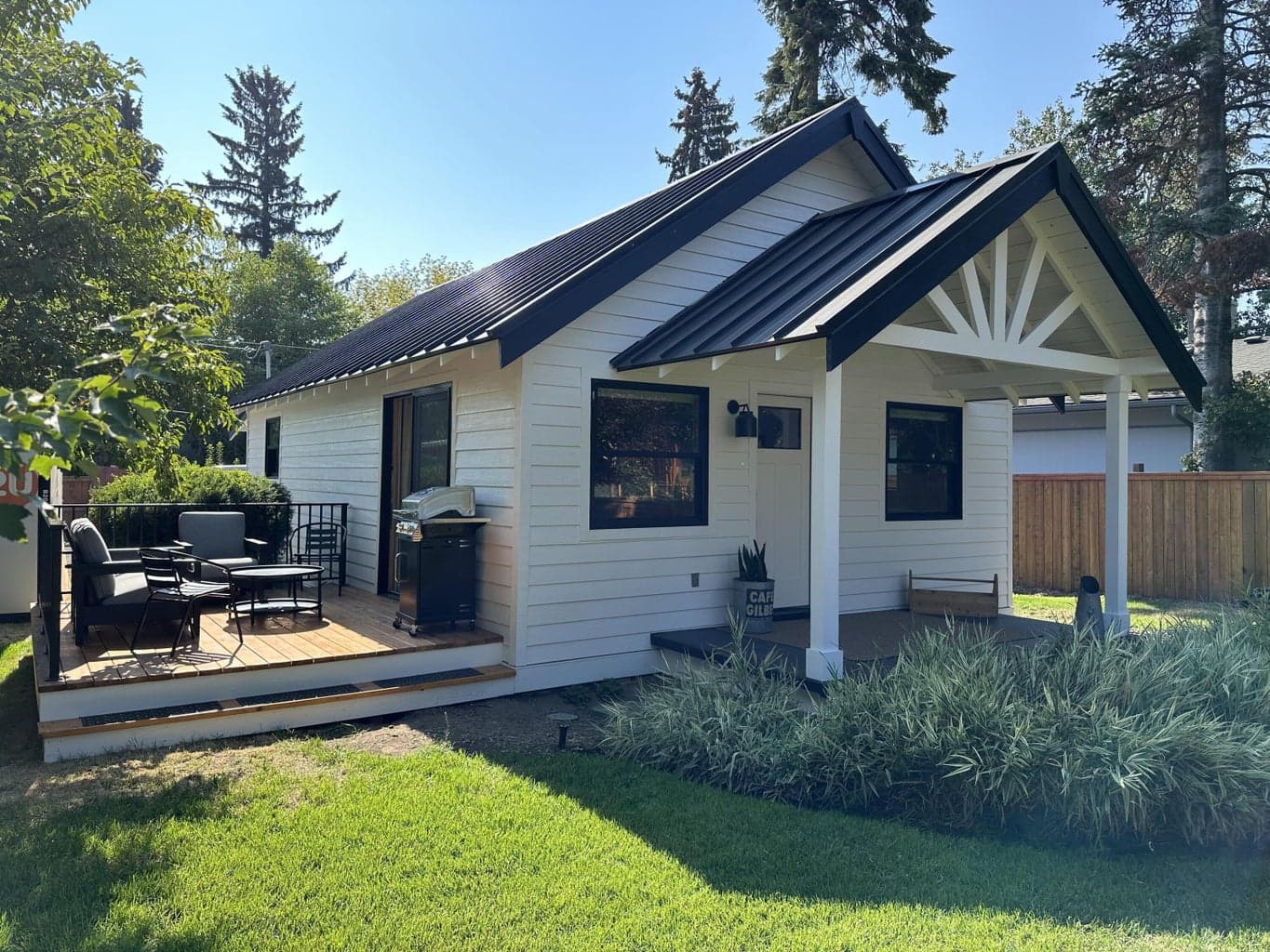 Photo of 852 Columbia 2 of 46