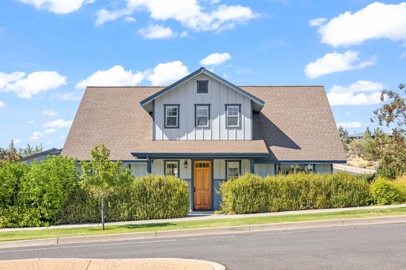 Photo of 1082 Yarrow 2 of 52