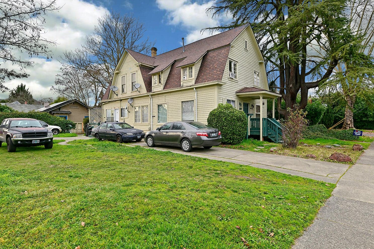 Photo of 604 4th 5 of 10