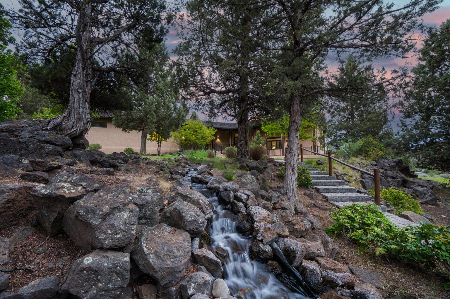 Photo of 8050 NW Grubstake Way 7 of 48
